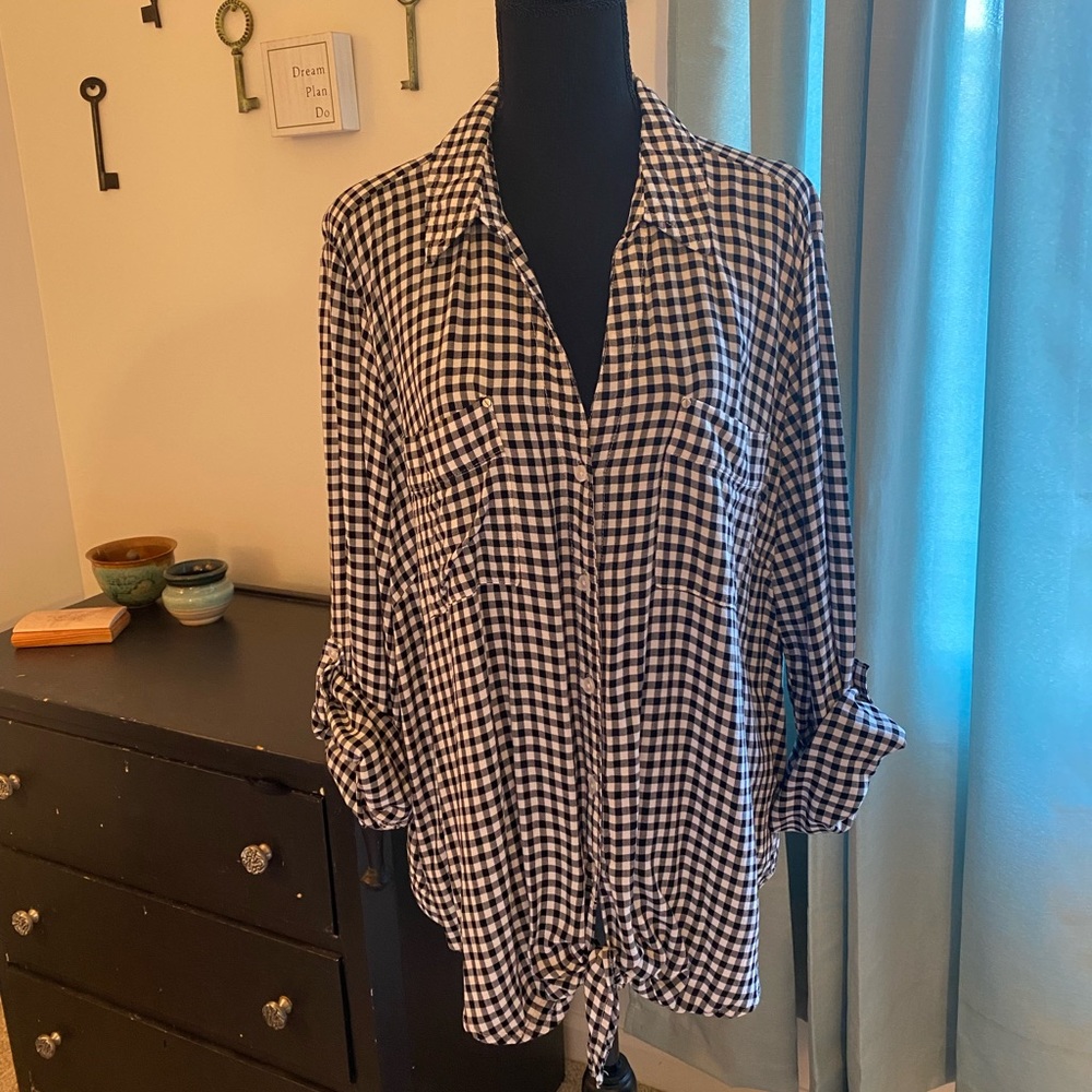 Sold on FB Marketplace! Jones NY Black & White Check Top